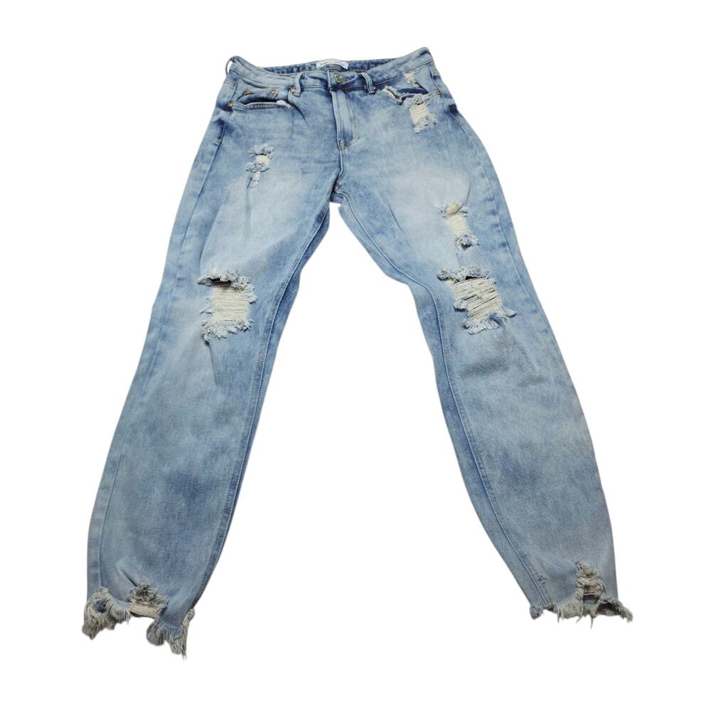 Almost Famous Jeans Women’s 28x27 Light Wash Distressed Raw Hem